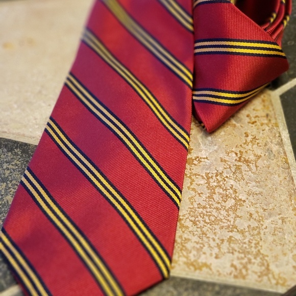 Brooks Brothers Necktie - Picture 2 of 4